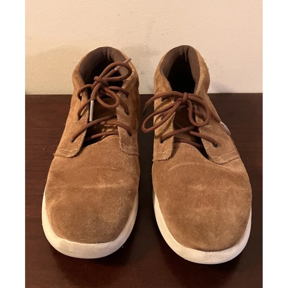 UGG canoe suede